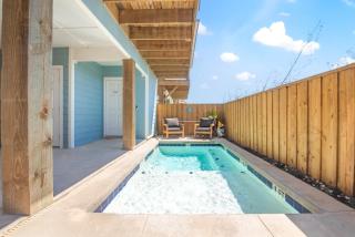 Beach to Bay - OCEAN VIEWS! Private Pool! - 4