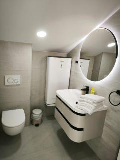 Top Apartments & Studios Marina View - 3