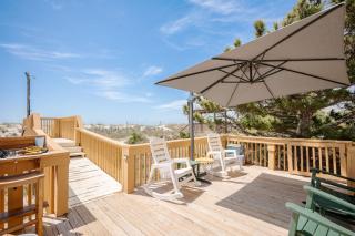 Ivy Cottage by Oak Island Accommodations - 9