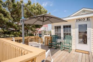 Ivy Cottage by Oak Island Accommodations - Oak Island - 2