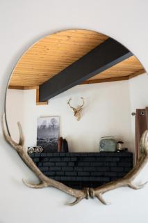 Storybook Cabin - 5