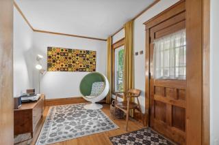 Retro Haus - Minneapolis - 7