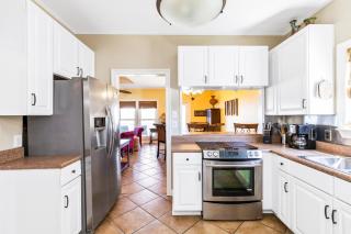 Amazing 5-Bedroom Home with Incredible Views from 4 Balconies - Gulf Shores - 6