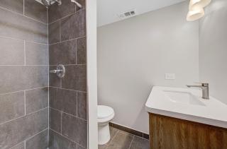 His Grace Garden Apartment - Villa Park - 4