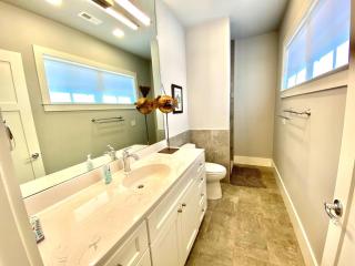 Bayard avenue 300 - 7
