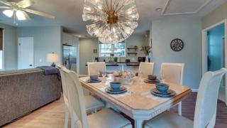 Apartment w Gazebo & Pool-Swanky Savannah Style - Savannah - 8