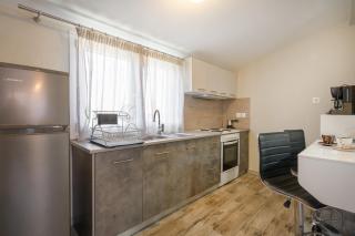 Private Modern Apartment - Nea Roda - 7