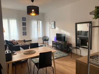 Le Quatre superbe T2 Internet WiFi Coeur historique Parking 45 m2 - 0