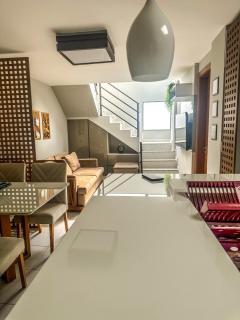 Cobertura duplex luxuosa na Praia de Guarajuba, seu Pet é bem vindo - Camacari - 2