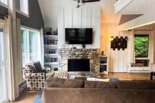 The Loop Chalet - 8