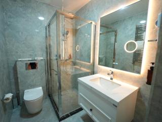 Urban Calm Pool&Spa By Avant Hotels - 3