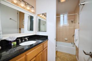 Oceanside Beach Condos - Oceanside - 3