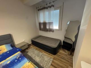 One-bedroom apartment in Golem, Kavaja - 4