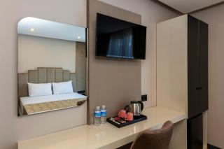 Hilltown Airport Hotel - Taşoluk - 6