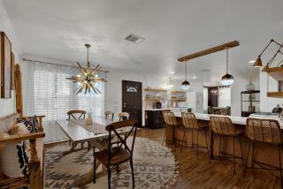 Poplar Place Mod with Hot Tub - 1 mi to Main Street - Fredericksburg - 8