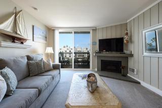 Oceanside Beach Condos - Oceanside - 2