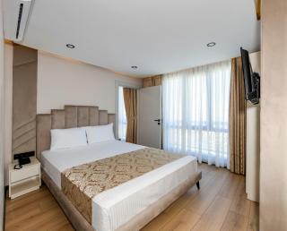 Hilltown Airport Hotel - Taşoluk - 3