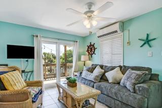 Beach Vacation! Walk to Dining&Shopping-2 Units - 0