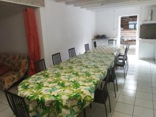 Maison familiale à Saint-Joseph avec jardin - 6