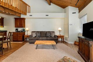 Mountain Inn Lodge 77 with Wintergreen Advantage - Wintergreen - 9