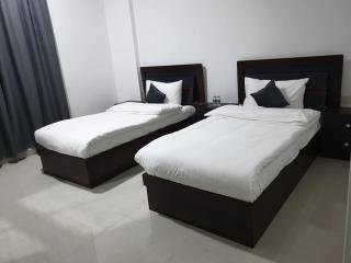 Dhofar building luxury Furnished Apartment - Salalah - 7