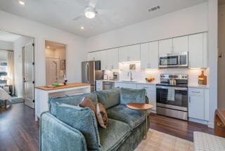 Harmony Octave-2 Units-Pool/Gym-4 Mins to Broadway - 0