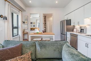 Harmony Octave-2 Units-Pool/Gym-4 Mins to Broadway - 3