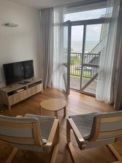 Lagoon-View Apartment Pervalka - 8