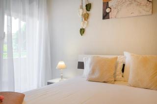 Private Modern Apartment - Nea Roda - 2