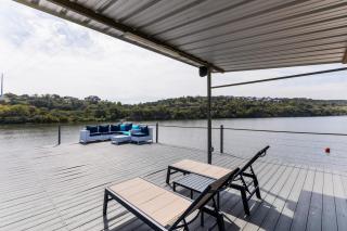Lakefront Paradise with Firepit - Marble Falls - 4