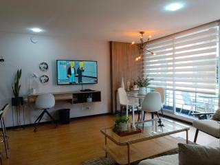 Like a Home - 2Bedrooms - QueenBed - Balcony - Parking - 7Th FLOOR - Quito - 7