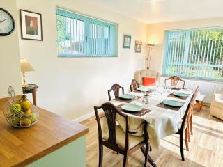 3 Bed in The Green 88586 - 5