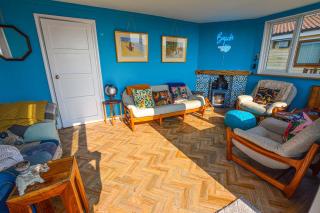 beautiful eco-beach house next to bird reserve - 2