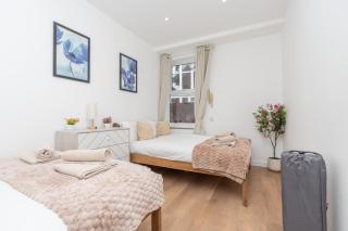 Open Mind Property- Stylish 3BR, HotTub & Parking - 8