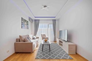 Aurora 4 Apartment with Parking - Budva - 2