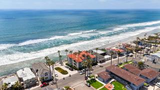 Beachfront Retreat - Oceanside - 2