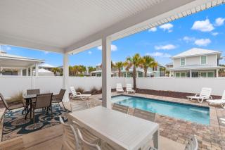 Fabulous Modern Beach House - 4BR, 35BA: POOL/Beach View & Access/Balcony - 8