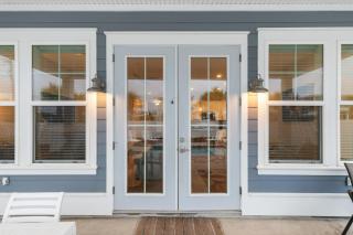 Fabulous Modern Beach House - 4BR, 35BA: POOL/Beach View & Access/Balcony - 7