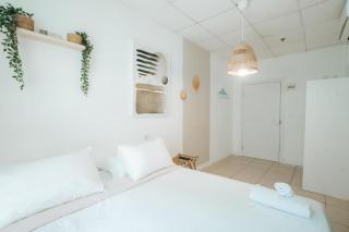 Central Beach Hotel - Tel Aviv - 4