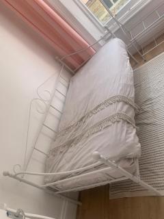 Girlie Room in West London Flat - Moffat - 3