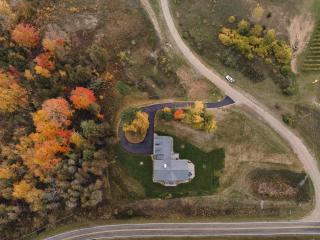 Giuliana Rose Farmhouse - On Traverse City vineyard - 5