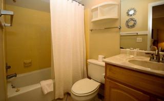 Fripp Villa Sleeps 4 with Free Amenity Passes - Fripp Island - 2