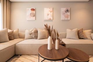 Studio 1BR Near CFC - 5 Stars Experience - LʼOasis - 0