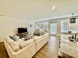 Cross gate road 38074 - 8