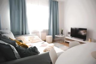 Beautiful Cosy 2BR Apartment - 8