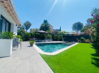 Villa contemporaine, 5 voyageurs avec piscine, jardin et proche du bord de mer - Saint-Raphaël - 0