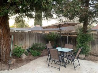 Rustic Retreat 3 bd/2 bth - Large Family Game Area - 3