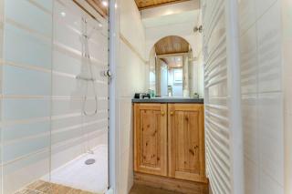 Cozy Ski-In Ski-Out with Balcony View and Parking - Val Thorens - 4