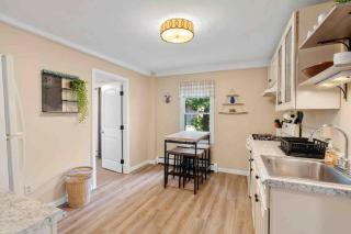 Lovely Downtown Oasis Near Hospitals, Colleges, and Beaches - Amesbury - 8