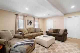 Lovely Downtown Oasis Near Hospitals, Colleges, and Beaches - Amesbury - 4